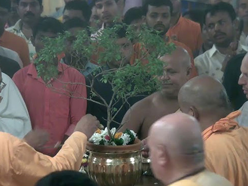 Morning arati ceremony at the temple
